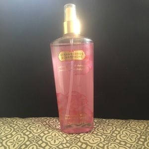 Victoria Secret Body Spray Strawberries and Cream